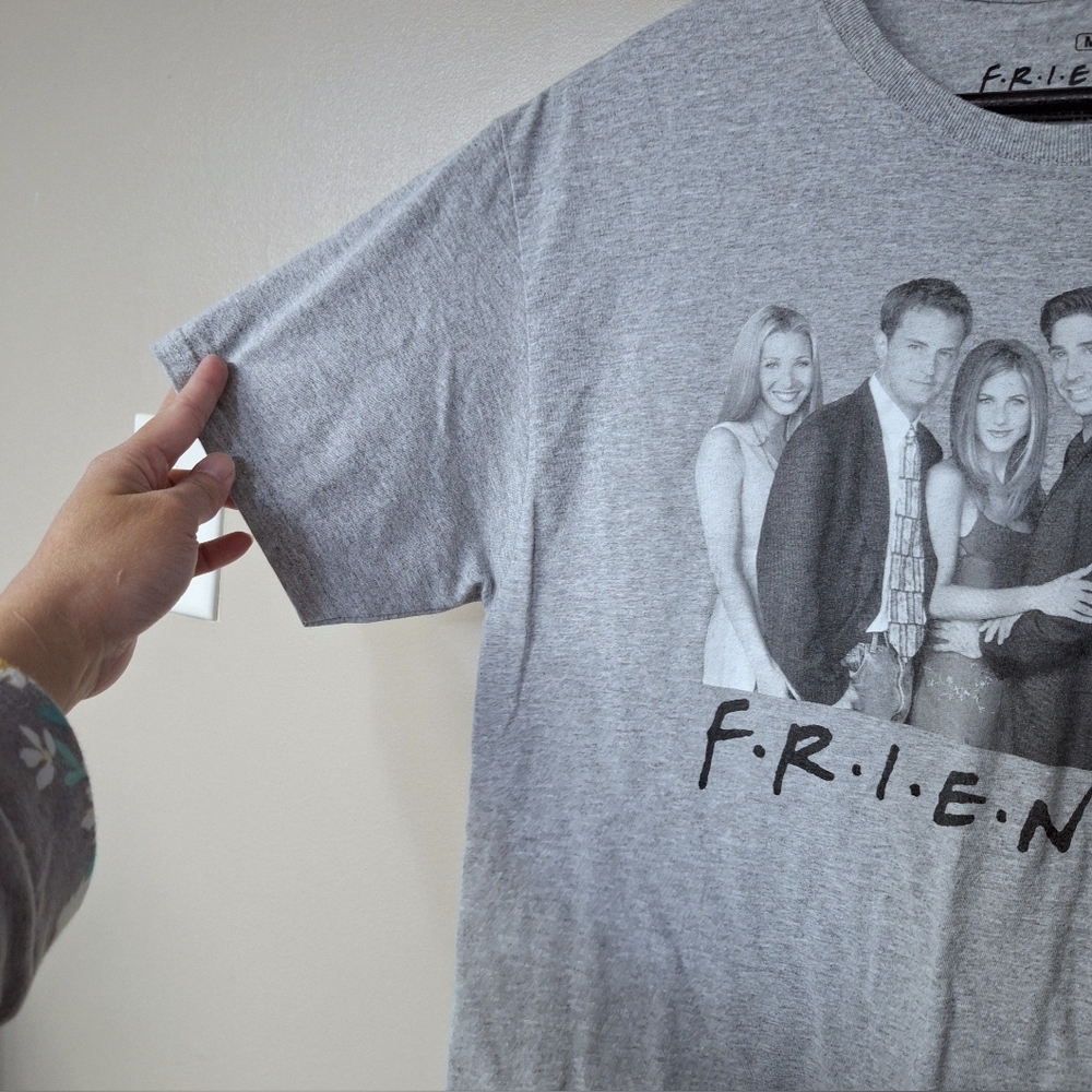 Ripple Junction FRIENDS TV Series Graphic T-Shirt Gray Unisex Mens & Womens - Picture 3 of 9